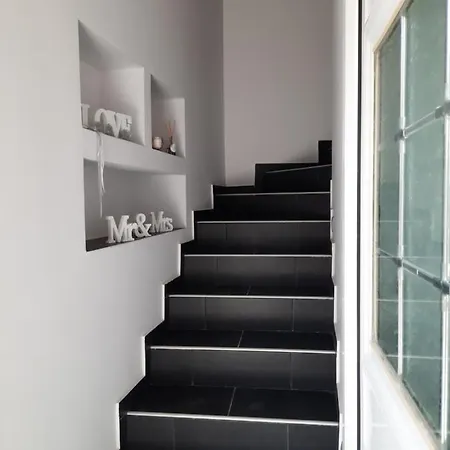 Διαμέρισμα Mary's Luxury 1