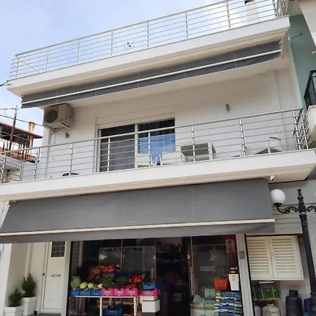 Mary's Luxury 1 * Νεμέα