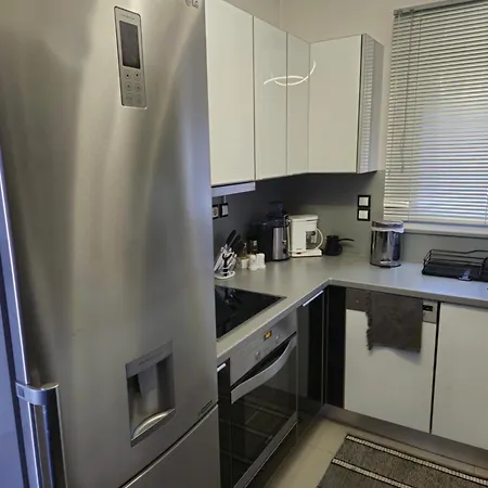 Mary's Luxury Apartment