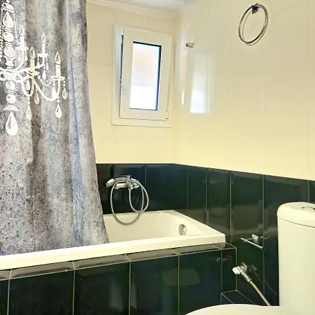 Mary's Luxury 1 * Νεμέα