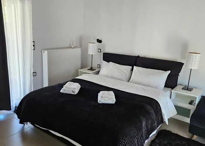 Mary's Luxury 1