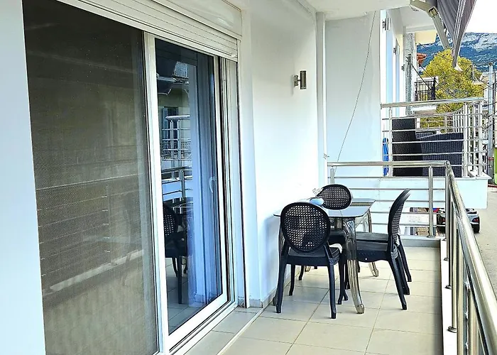 Mary's Luxury 1 Lägenhet Nemea